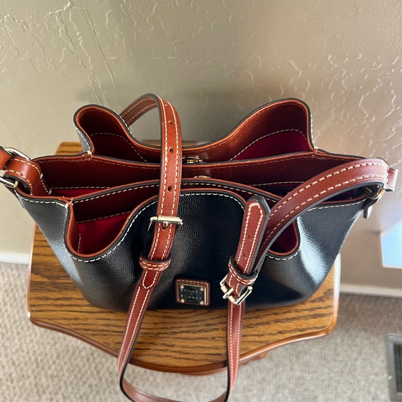 Dooney & Bourke Purse Authentic - Picture 2 of 11